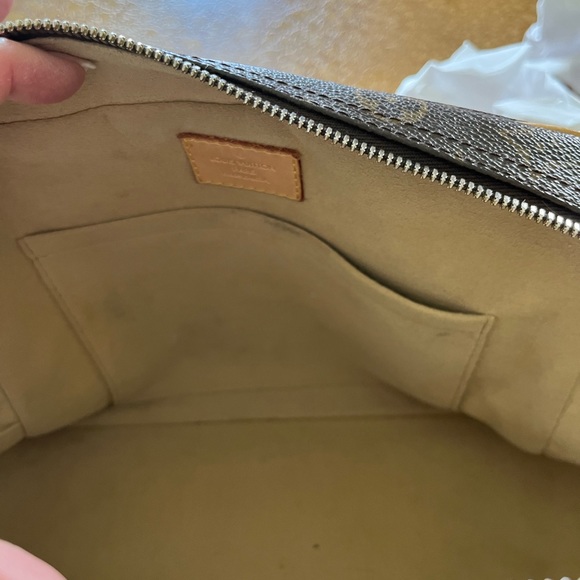Authentic Louis Vuitton Satchel - Picture 7 of 16